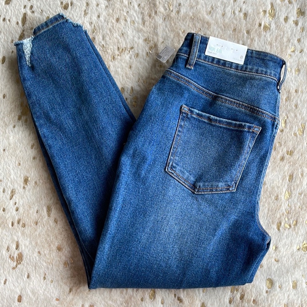 NWT Maurices high rise mom Jeans